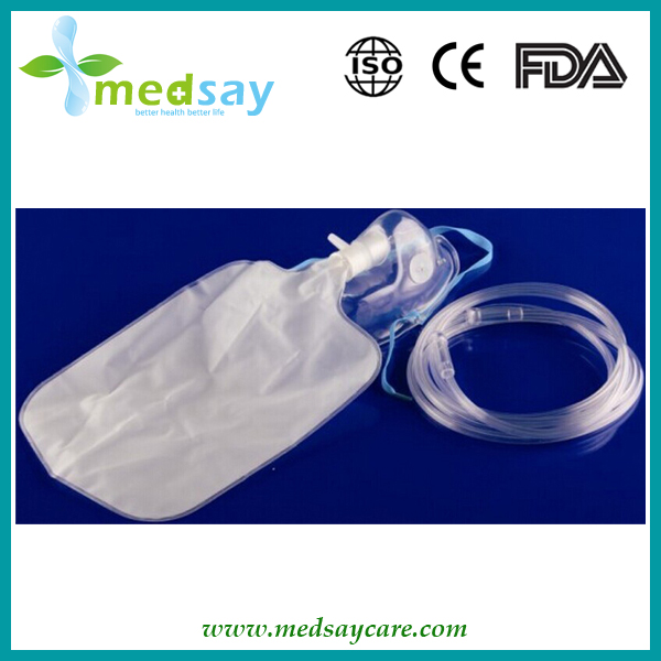 Oxygen mask with reservior bag